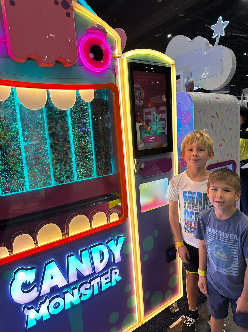 Candy Monster-machine op een locatie